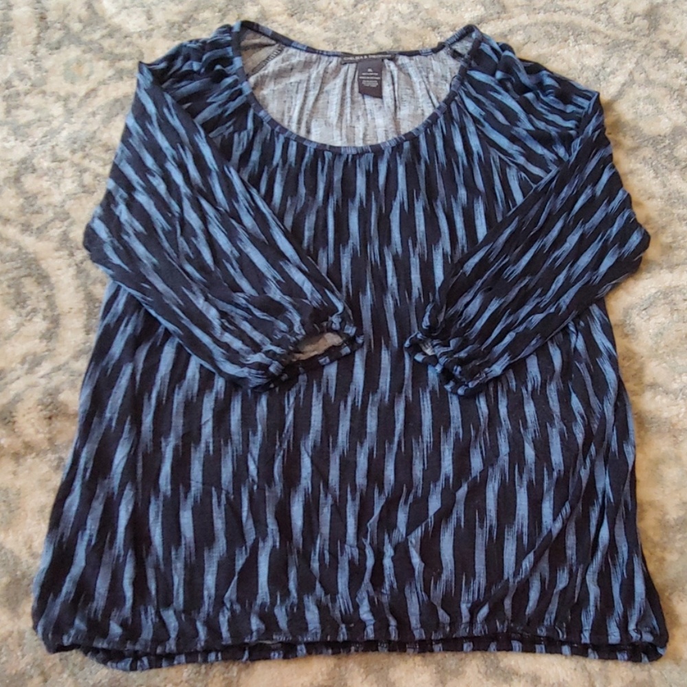 Navy/lighter blue soft top